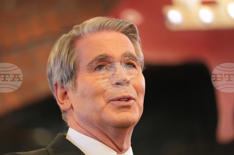 САЩ вероятно ще повишат временните мита върху вноса на 15 на сто още тази седмица, заяви Скот Бесънт