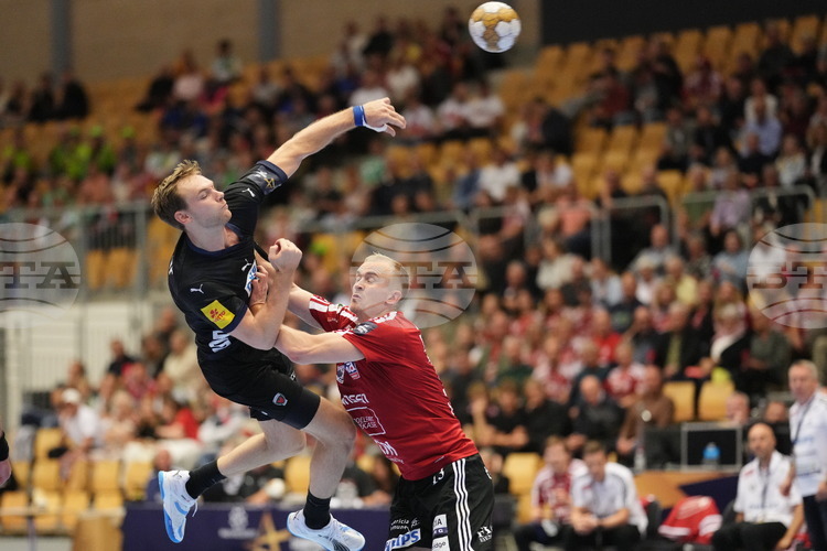 Считаният за откраднат трофей на германския хандбален шампион Фюхзе Берлин бе открит при инвентаризация