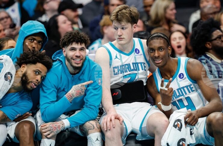 Шарлът спря серията от 7 поредни победи на Ню Йорк в НБА