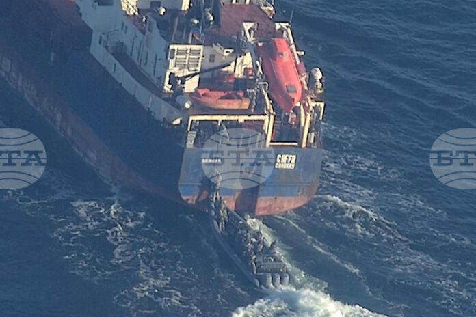 Швеция заяви, че кораб, задържан в нейни териториални води в Балтийско море, е плавал под фалшив флаг