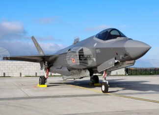 Швейцария ще поиска заем от близо 430 милиона евро за закупуването на изтребители Ф-35A