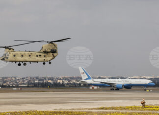 Сирени за въздушна тревога бяха задействани във военновъздушната база "Инджирлик" в Турция, предаде Анадолската агенция
