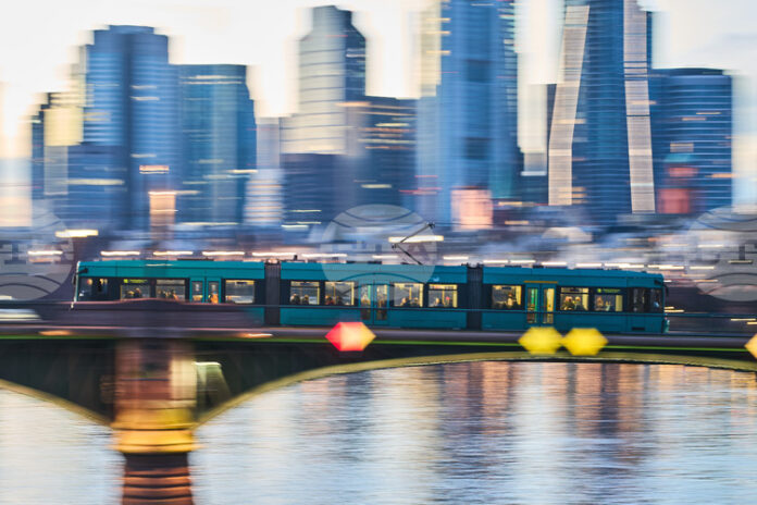 Слабо мотивираните служители струват милиарди на германската икономика, сочи проучване