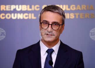 Служебният министър на енергетиката Трайчо Трайков вижда възможности за предоговаряне на условията по договора с „Боташ“