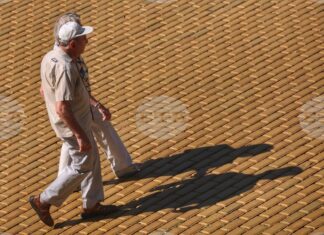 Средният месечен размер на пенсията за 2025 г. заедно с т.нар. великденска и коледна добавки е 976,90 лв.