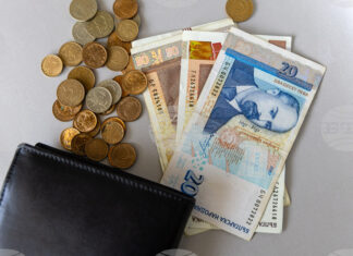 Средното равнище за ЕС, изразено в стандарти на покупателната способност, е около 41 600 евро, показват данни на НСИ