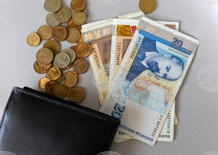 Средното равнище за ЕС, изразено в стандарти на покупателната способност, е около 41 600 евро, показват данни на НСИ