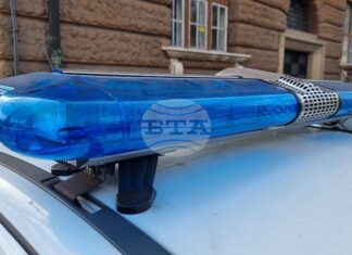 Столичната полиция задържа пратки с лекарствени продукти с неясен произход, подготвени за изпращане в ЕС Столичната полиция задържа пратки с лекарствени продукти с неясен произход, подготвени за изпращане в ЕС