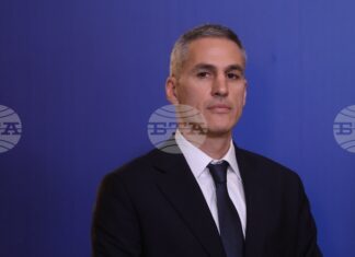 Свободата е решение, което трябва да се отстоява, каза служебният премиер Андрей Гюров по повод националния празник