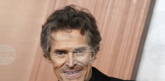 Театърът създава усещане за чудо, казва Уилям Дефо в посланието си за Световния ден на театъра