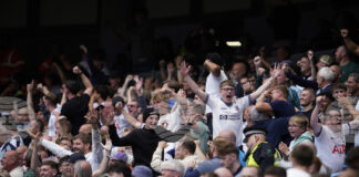 Тотнъм наказа трима привърженици за това, че са отправяли нацистки поздрави на мач от Шампионската лига в Германия през януари