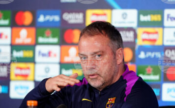 Треньорът на Барселона Ханзи Флик призна, че английското първенство е най-силното в света