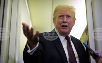 Три обекта за производство на ракети и дронове са ударени при днешните атаки срещу Иран, заяви Тръмп Три обекта за производство на ракети и дронове са ударени при днешните атаки срещу Иран, заяви Тръмп