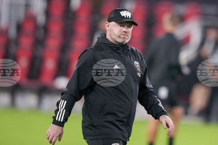 Уейн Рууни не смята, че английският национал Хари Кейн ще забави темпото преди Световното първенство