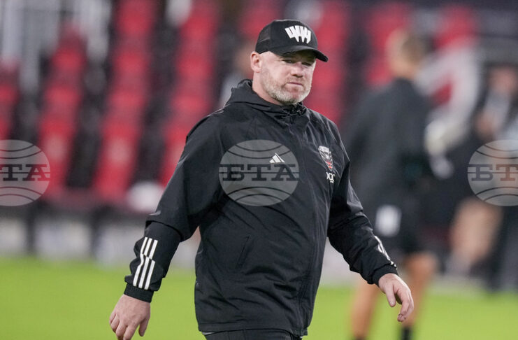 Уейн Рууни не смята, че английският национал Хари Кейн ще забави темпото преди Световното първенство