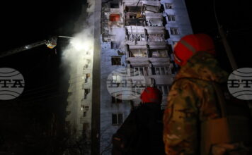 Украинка загина при руска бомбардировка в Запорожка област, съобщи областният управител Украинка загина при руска бомбардировка в Запорожка област, съобщи областният управител