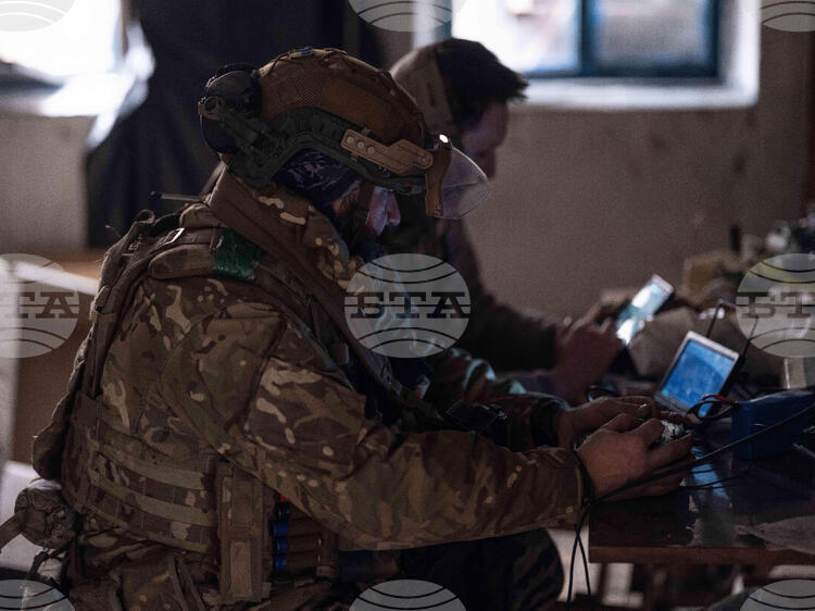 Украйна заяви, че тази нощ е свалила 136 от 155-те дрона, насочени от руските сили към нейната територия