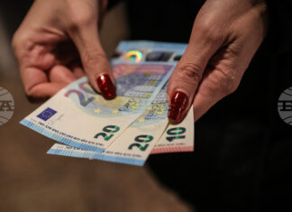 В Германия, Австрия и Швейцария парите в брой остават предпочитан метод на плащане, сочи проучване В Германия, Австрия и Швейцария парите в брой остават предпочитан метод на плащане, сочи проучване