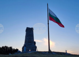 Въвеждат се промени в организацията на движение във връзка с честванията на Шипка на 3 март, съобщиха от АПИ Въвеждат се промени в организацията на движение във връзка с честванията на Шипка на 3 март, съобщиха от АПИ