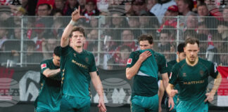 Вердер Бремен се измъкна от зоната на изпадащите от Бундеслигата след обрат срещу десетима от Унион Берлин