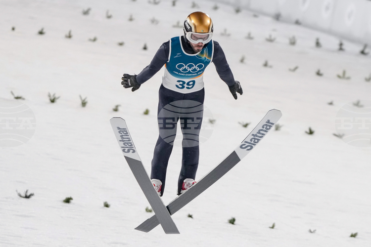 Владимир Зографски преодоля квалификацията за ски скоковете в Осло