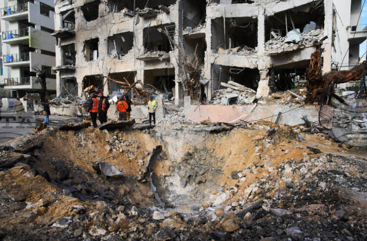 Взривове бяха чути в Йерусалим; израелската армия съобщи, че е засякла ирански ракети