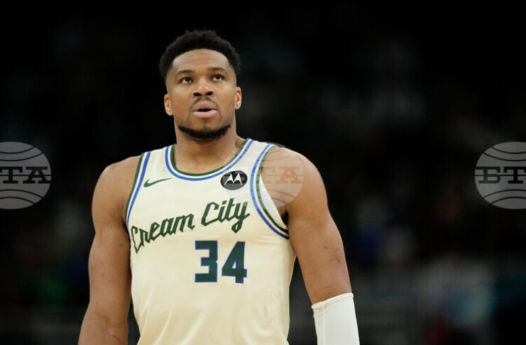 Янис Адетокунбо се завърна след контузия при загуба на Милуоки в НБА