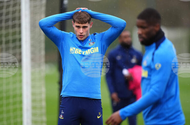 Защитникът на Тотнъм Мики ван де Вен: "Гарантирам, че даваме 100% за този клуб"