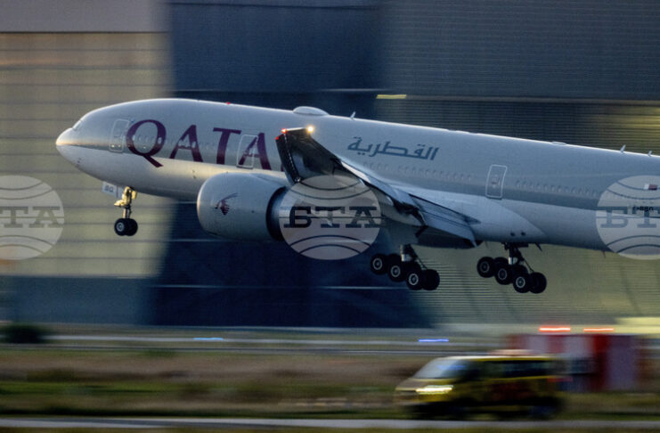 „Катар еъруейз“ оперира с ограничен график на полетите до и от Доха