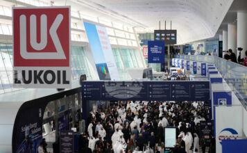 „Лукойл“ отчете близо 20 млрд. долара загуби заради отписване на международни активи, включително в България „Лукойл“ отчете близо 20 млрд. долара загуби заради отписване на международни активи, включително в България