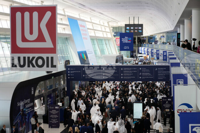 „Лукойл“ отчете близо 20 млрд. долара загуби заради отписване на „Лукойл“ отчете близо 20 млрд. долара загуби заради отписване на международни активи, включително в България