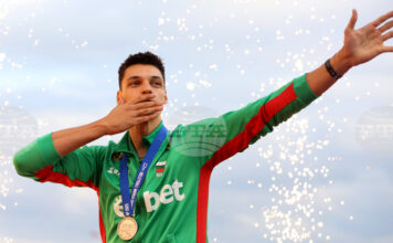 Александър Николов изведе Чивитанова до финал в италианската волейболна Супер лига