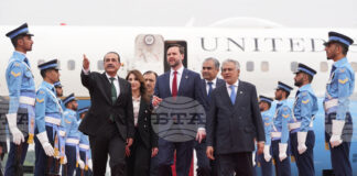 Американският екип за преговорите с Иран пристигна в Исламабад, съобщават пакистански източници