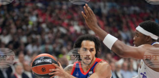 Анадолу Ефес сложи край на серията от шест поредни победи на Партизан в Евролигата, Монако взе дербито на Франция с АСВЕЛ