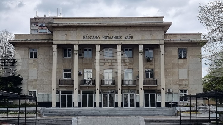 Ансамбъл „Филип Кутев“ представя спектакъла „Кръговрат“ в Хасково в рамките на юбилейно турне