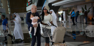 Авиокомпания „Емирейтс“ съобщи на своите клиенти за забрана за ирански граждани да влизат или преминават през територията на ОАЕ