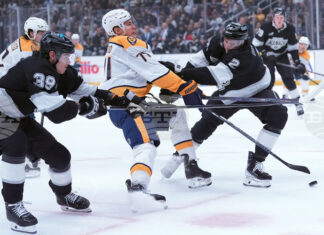 Бъфало надви Тампа Бей в битка на върха в Атлантическата дивизия в НХЛ, Лос Анджелис измести Нешвил от място в плейофите в НХЛ