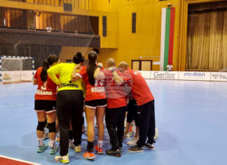 България завърши наравно с Узбекистан в последния си мач от интерконтиненталната фаза на турнира за купата на IHF във Велико Търново