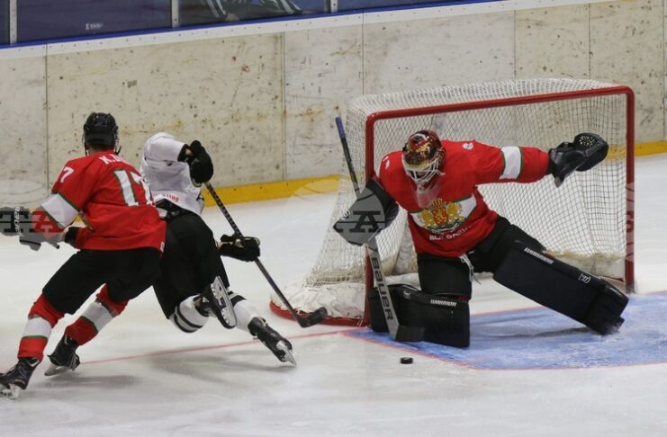 Българският национален отбор по хокей на лед надигра Тайван и избегна изпадане в по-долна дивизия