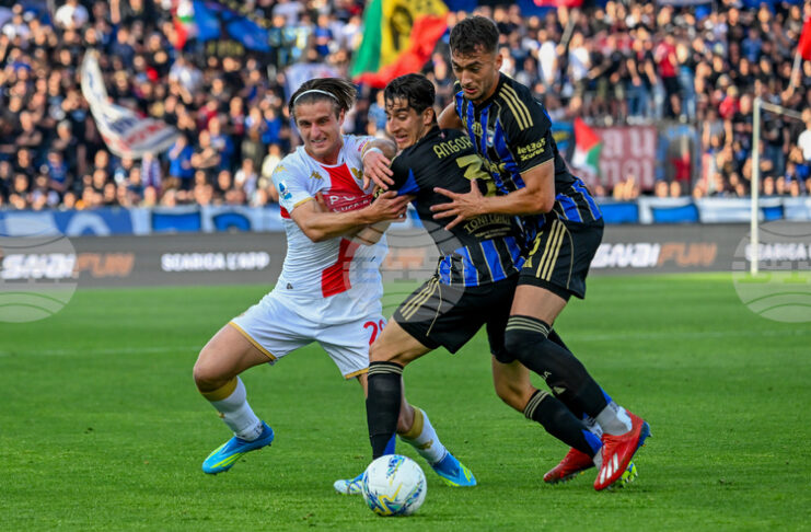 Българският защитник Росен Божинов остана на пейката при поредното поражение на Пиза в първенството на Италия