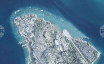 САЩ и Израел атакуваха иранския остров Харг. Пристанището е напълно унищожено Сателитна снимка на иранския остров Харг от 26 февруари 2026 г