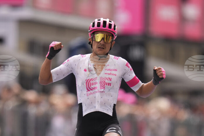 Бившият олимпийски шампион Ричард Карапас претърпя операция перинеума, но вярва, че ще може да вземе участие в Обиколката на Италия