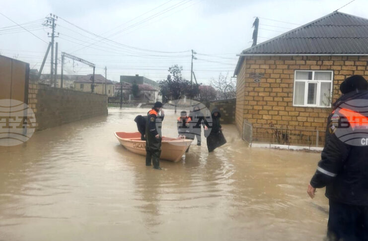 Броят на жертвите при наводненията в Дагестан достигна шестима души
