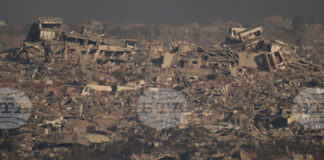 Четирима души бяха убити при израелски удари в Газа, съобщиха медици