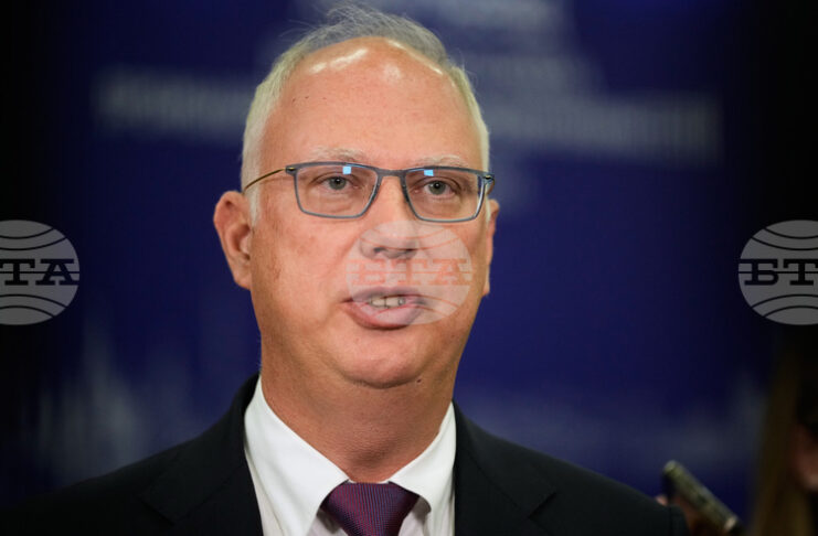 Цената на петрола може да надхвърли 150 долара за барел още тази седмица, каза Кирил Дмитриев