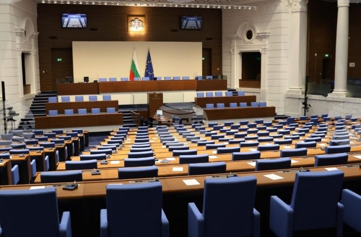 ЦИК обяви имената на 240-те народни представители в 52-рия парламент на България