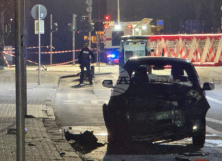 Двама ранени, след като кола с петима тийнейджъри падна в река Майн във Франкфурт