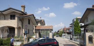 Двама румънци бяха арестувани в Италия заради побой, довел до смъртта на 47-годишен баща пред очите на детето му