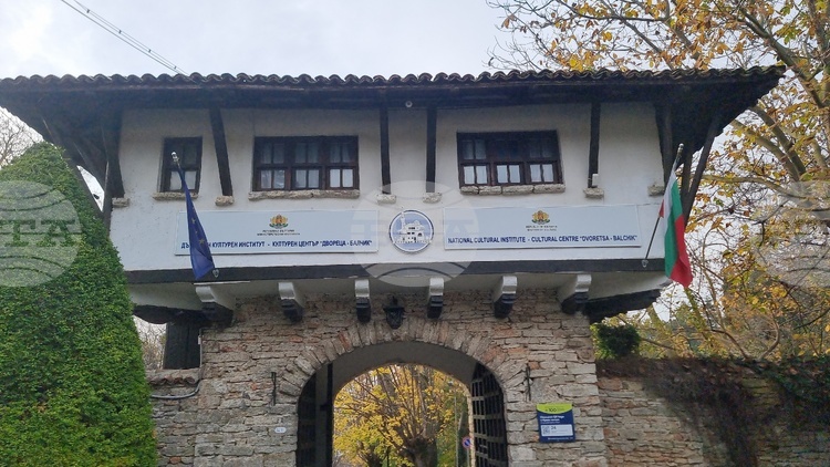 Две изложби представят съвременно изкуство през май в „Двореца“ в Балчик