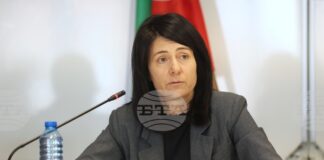 Две седмици преди изтичането на крайния срок 520 000 лица са подали данъчните си декларации, срокът за физическите лица изтича на 30 април